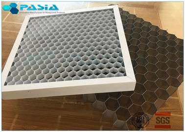 China Lighting Industries Use Honeycomb Core For Various Exhibition Spotlight Gratings supplier